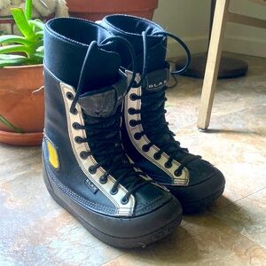 Blax Black Snowboarding Boots